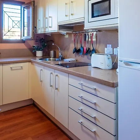 Luxury Country & Rural Palmas Apartment